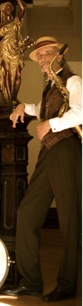 Jeff Newell & The Lady of the House